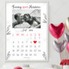 L'affiche couple date avec photo sous forme de calendrier peut se décliner pour d'autres occasions comme la fête des pères, des mères, des grands-mères, noël, un cadeau de naissance, anniversaire,...