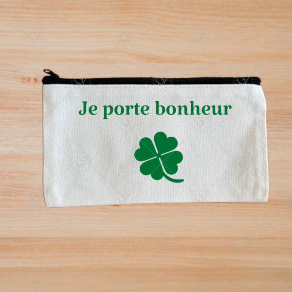 une trousse qui porte bonheur aux couleurs de votre choix et picto e votre choix comme un trèfle