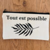 Trousse personnalisée en noir tout est possible avec picto feuille